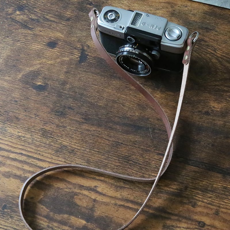 OLYMPUS】 PEN D3 フィルムカメラ（分解整備済・オリジナルストラップ