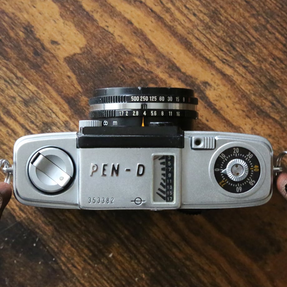 OLYMPUS】 PEN D3 フィルムカメラ（分解整備済・オリジナルストラップ
