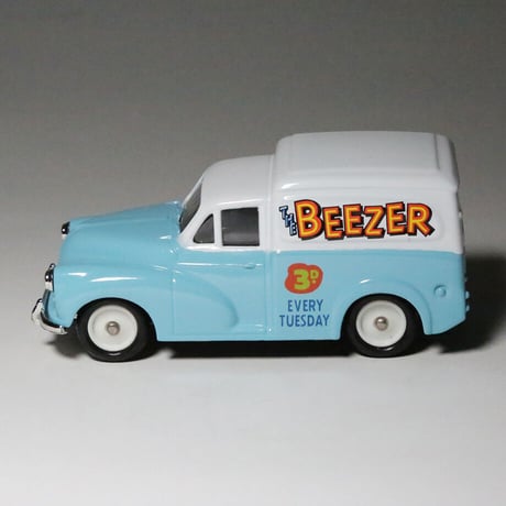 【LLEDO】 Morris Minor Van The Beezer