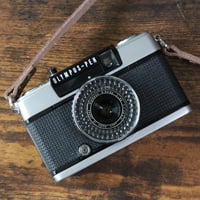 【整備済・完動品 】オリンパス OLYMPUS TRIP 35 フィルムカメラ 楽天市場】【整備済】【保証付 】 オリンパス OLYMPUS TRIP 35