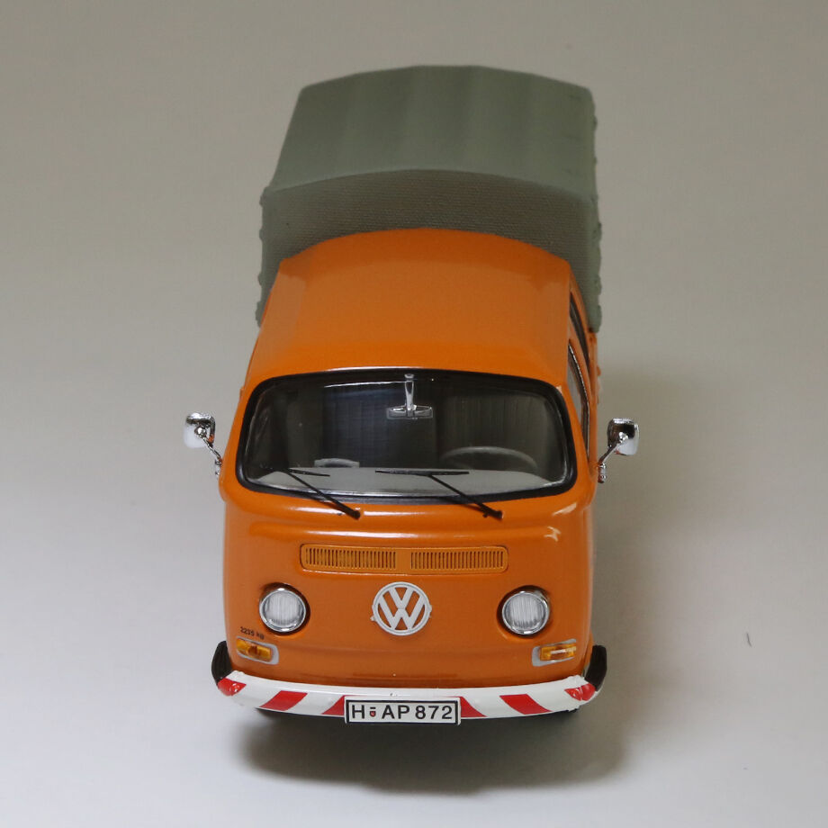 Schuco ジオラマ VW T1  モルゲンポスト フィギュア付き 1/43 Schuco ジオラマ VW T1 モルゲンポスト フィギュア付き 1/43