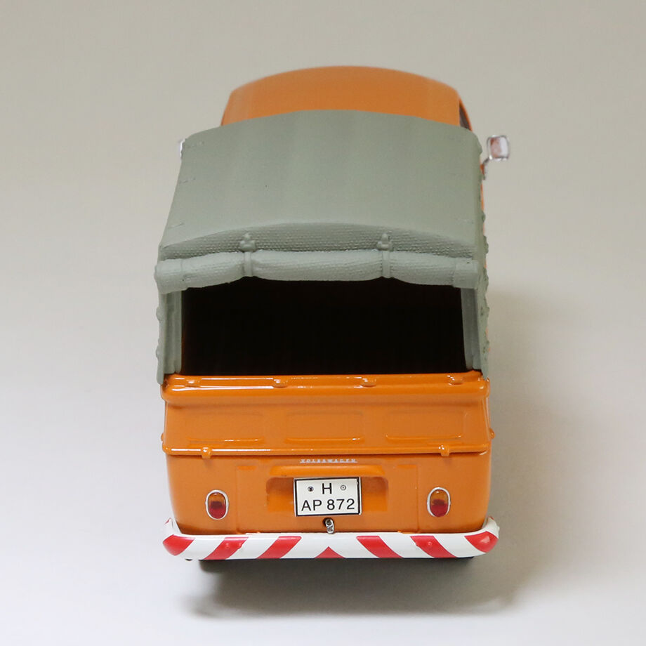 a132-6】 Schuco/VWKastenwagenT1 フォルクスワーゲン a132-6】 Schuco