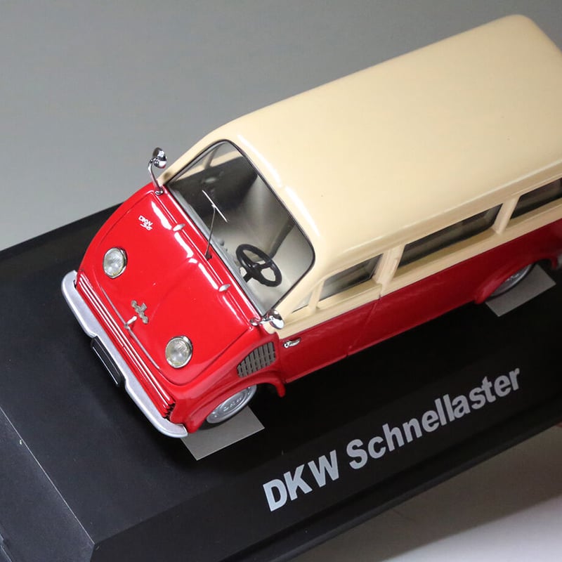 ドイツ　シュコー社製ブリキの自動車 ドイツ シュコー社製ブリキの自動車