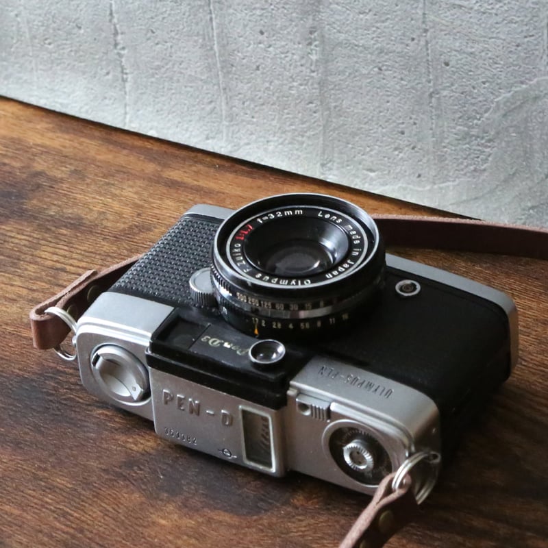 OLYMPUS】 PEN D3 フィルムカメラ（分解整備済・オリジナルストラップ