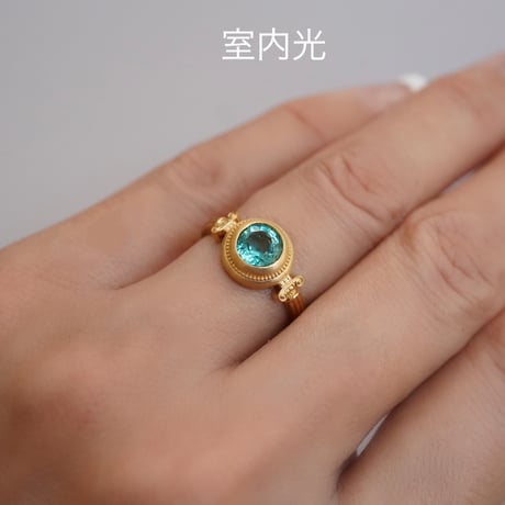 エメラルド《アテーナ》18K・イエローゴールドリング