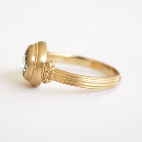 エメラルド《アテーナ》18K・イエローゴールドリング