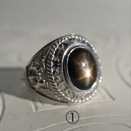 ASTROSSAリング(6条✴︎BLACKスターサファイヤ）Silver925