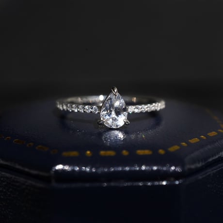 《雫型》Drops of Light Ring(マダガスカル産フェナカイト＆メレダイヤ）
