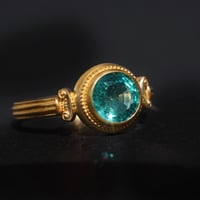 エメラルド《アテーナ》18K・イエローゴールドリング