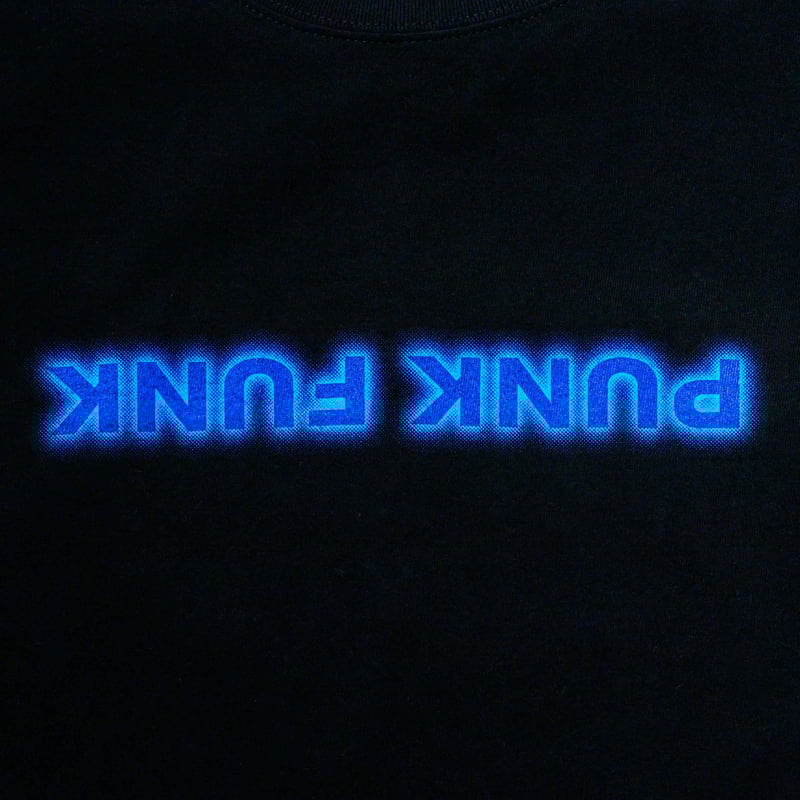 PUNK FUNK Tee: Black | STEREO8