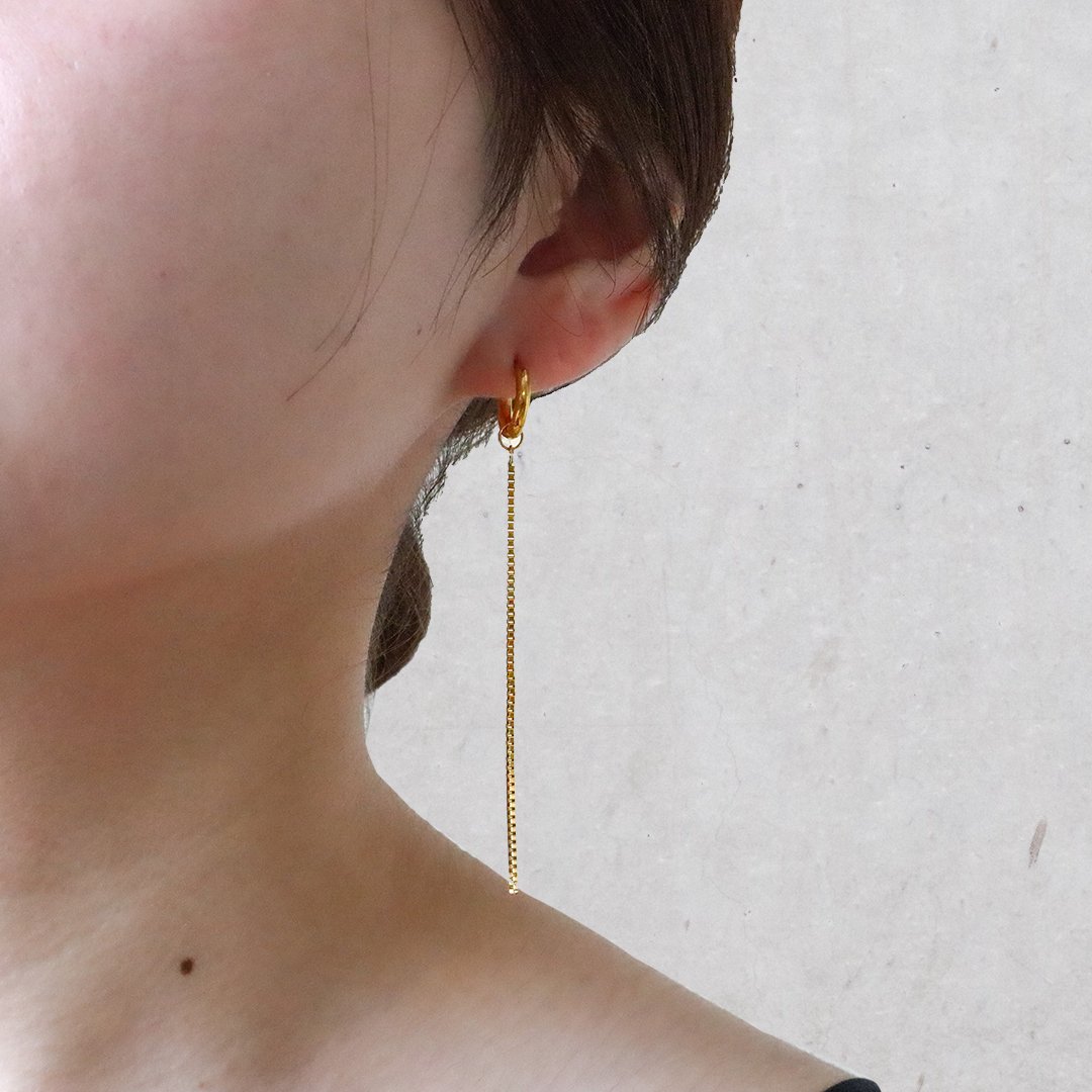 【25SS】 ELISABETTA FRANCHI チャーム付き フープピアス 金アレ対応】チャームフープピアス (チェーンとHeart & Cupid