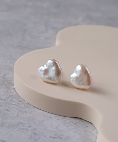【金アレ対応】ハート淡水パールピアス