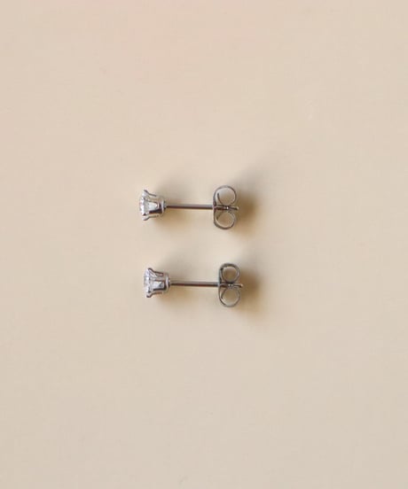 【金アレ対応】Heart & Cupid ジルコニアプチピアス4mm (シルバーカラー)