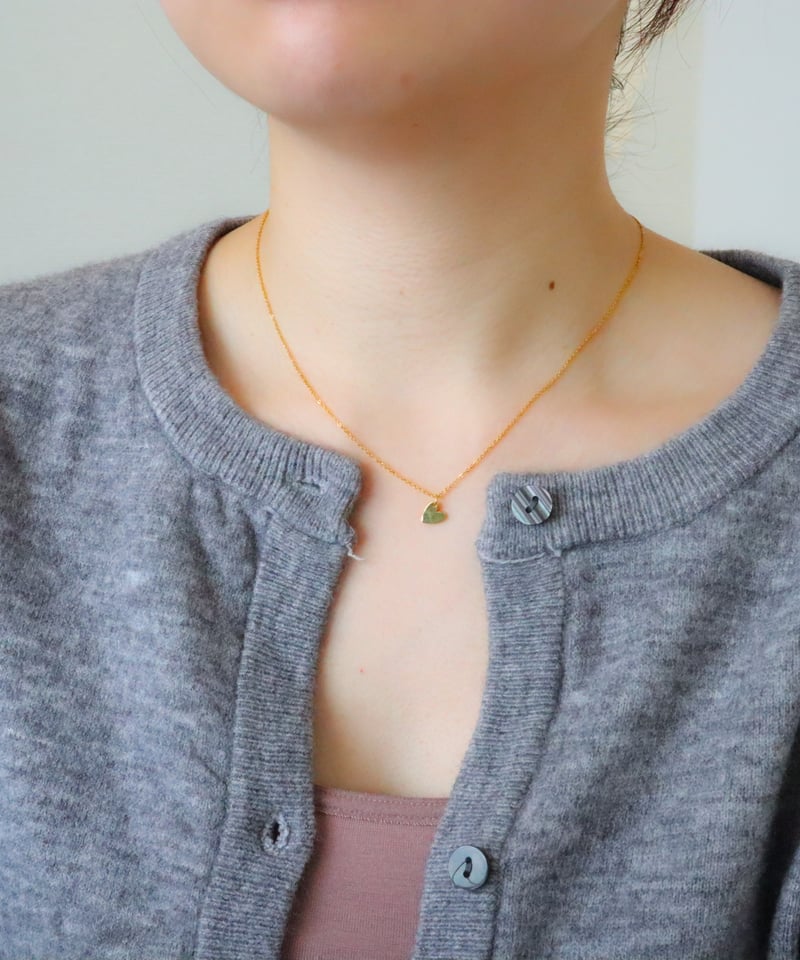 10K Yellow Gold スモールハートチャーム ネックレス Amazon.com: 10K Yellow Gold Small Charm Pendant, Mini Floating