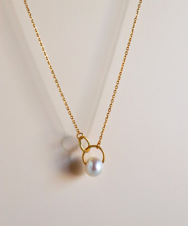 金アレ対応】サークルパールネックレスと淡水パールの雪だるまピアスの