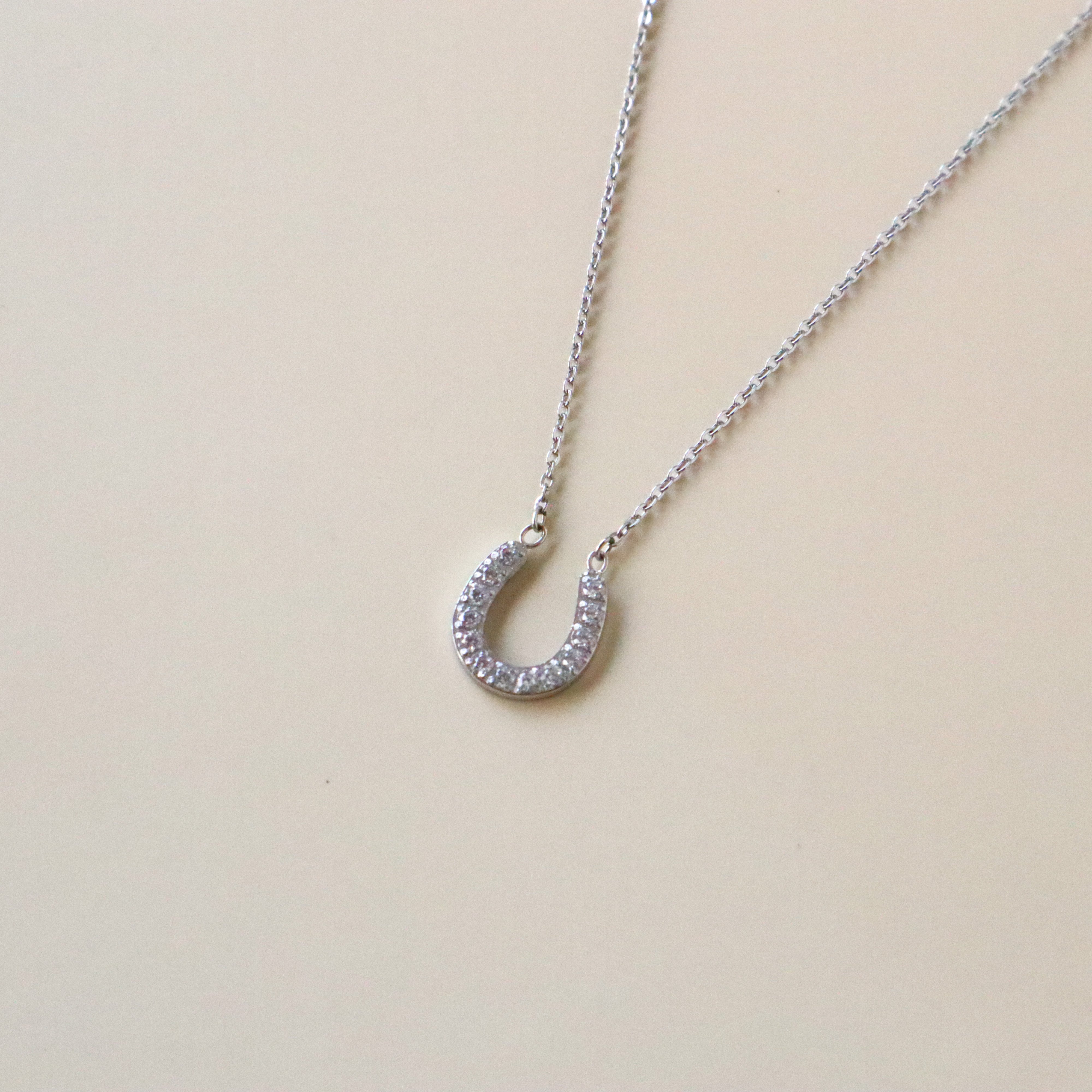 4℃ ホースシュー ネックレス シルバーカラー 金アレ対応】ホースシューネックレス(シルバーカラー) | mikka
