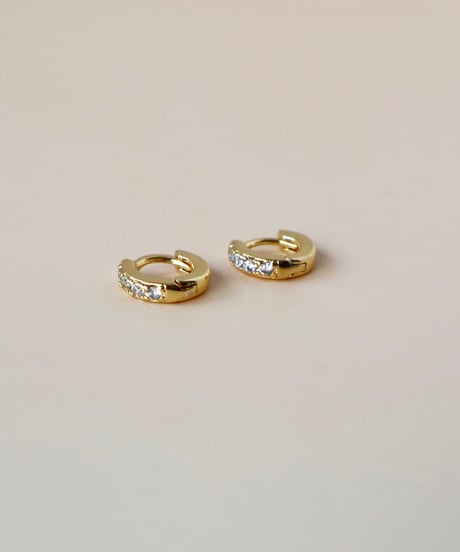 【金アレ対応】プチジルコニアフープピアス