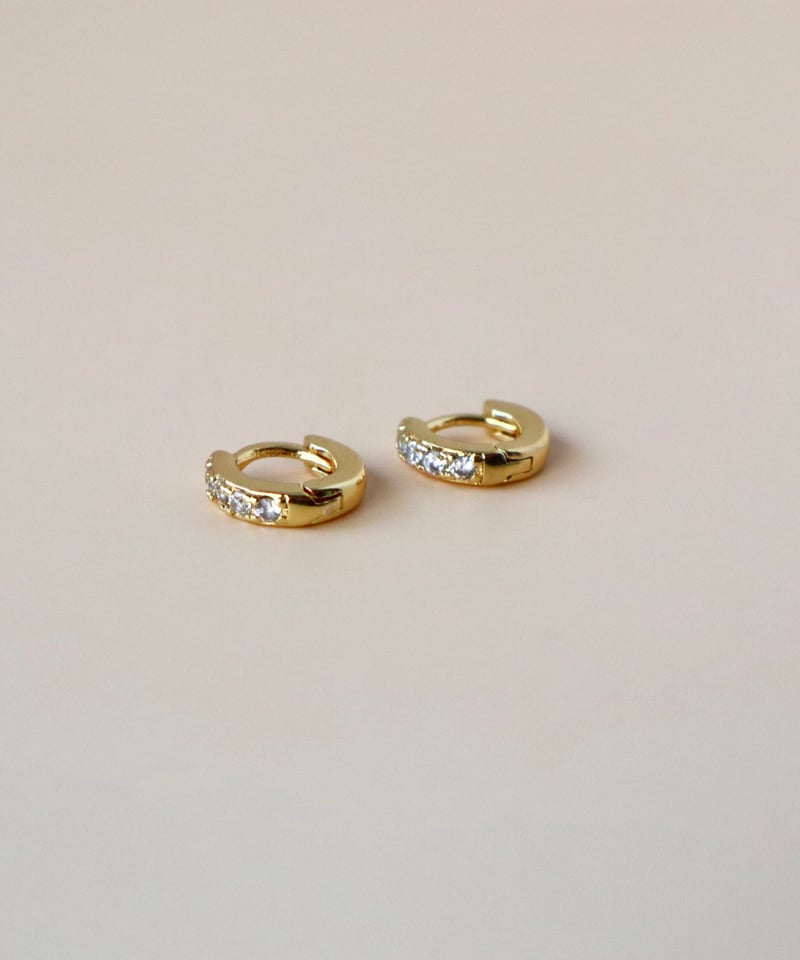 金アレ対応】プチジルコニアフープピアス | mikka