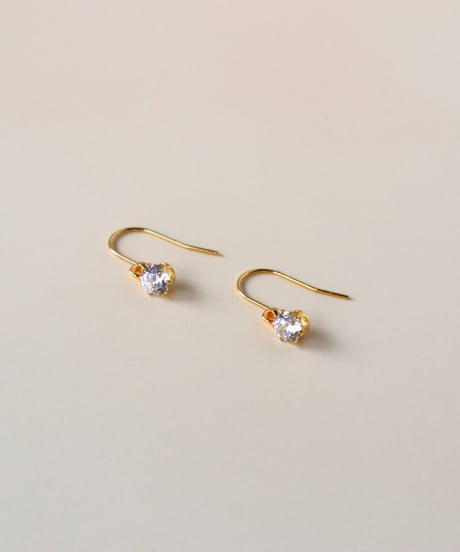 【金アレ対応】Heart & Cupid ジルコニアフックピアス4mm