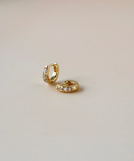 【金アレ対応】プチジルコニアフープピアス