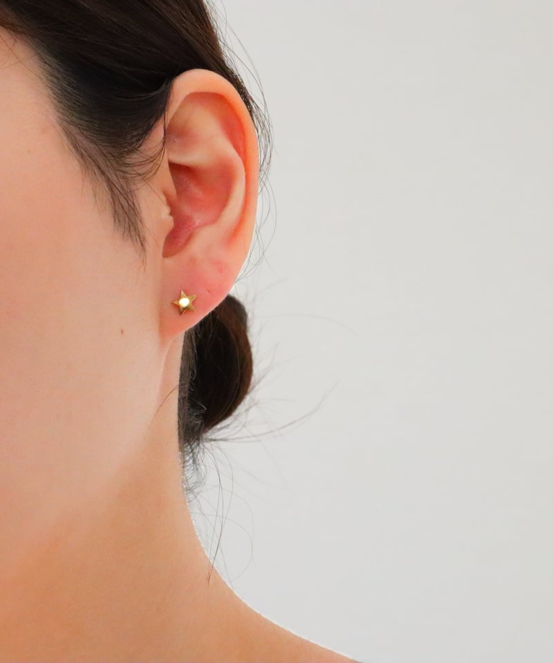 金アレ対応】ミニマルスターピアス | mikka