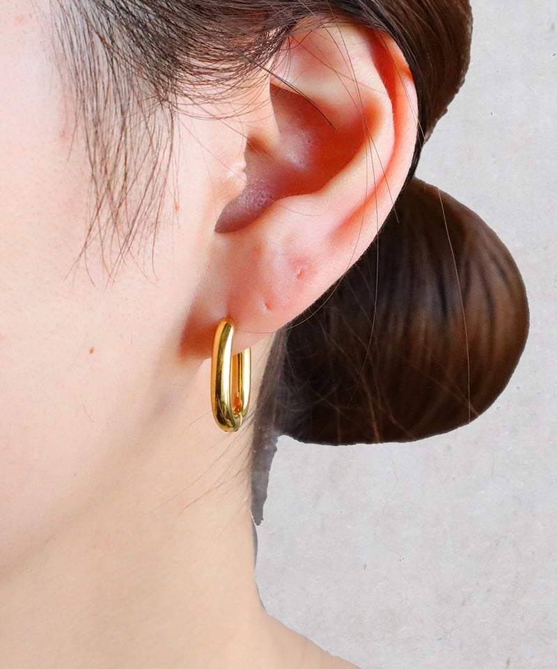 金アレ対応】スクエアフープピアス | mikka