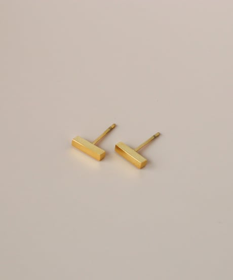 【金アレ対応】スクエアバーピアス