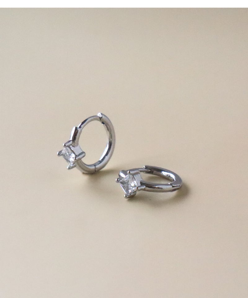 金アレ対応】スクエアジルコニアフープピアス （シルバー） | mikka