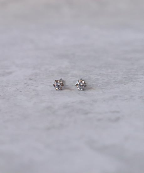 【金アレ対応】Heart & Cupid ジルコニアプチピアス3mm (シルバーカラー)