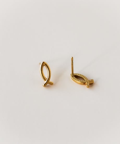 【金アレ対応】タイニーリボンピアス・イヤリング