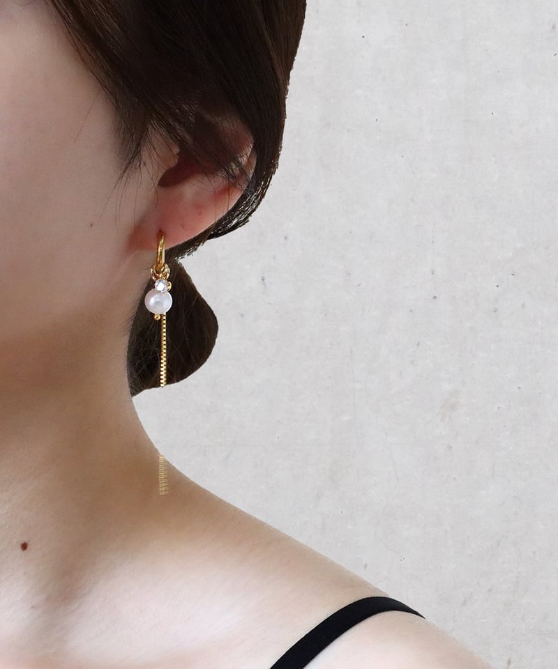 フープピアス チャーム付き ゴールドカラー 金アレ対応】チャームフープピアス | mikka