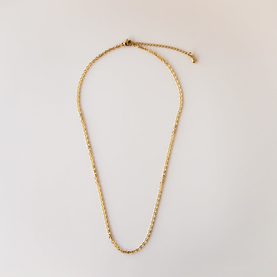 金アレ対応】ハートコインネックレスとチェーンネックレスの重ね