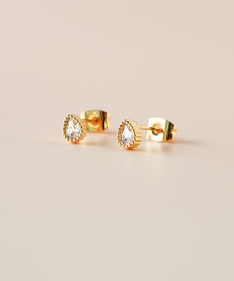 【金アレ対応】ジルコニアドロップピアス