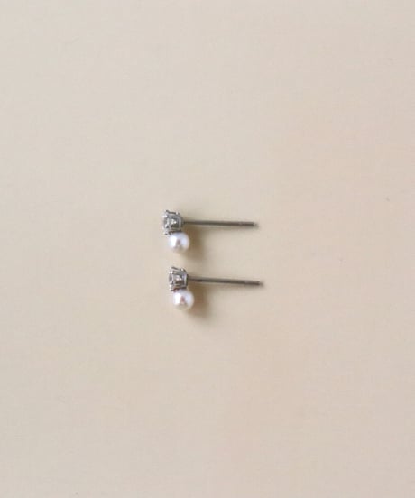 【金アレ対応】Heart & Cupid ジルコニアパールピアス 3mm(シルバーカラー)