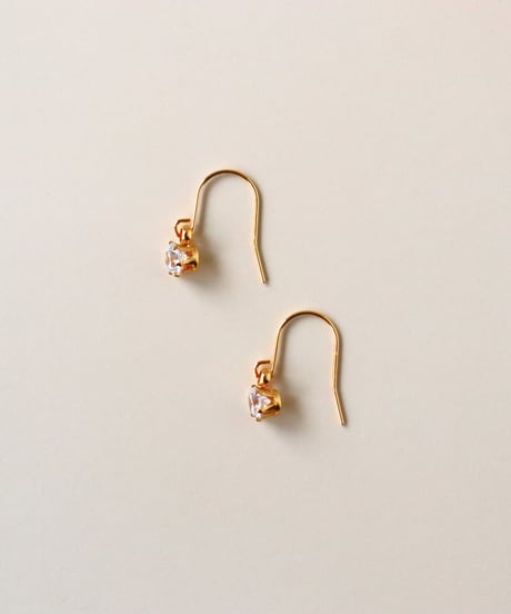 【金アレ対応】Heart & Cupid ジルコニアフックピアス4mm