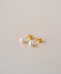 【金アレ対応】淡水パールの一粒ピアス(5mm)