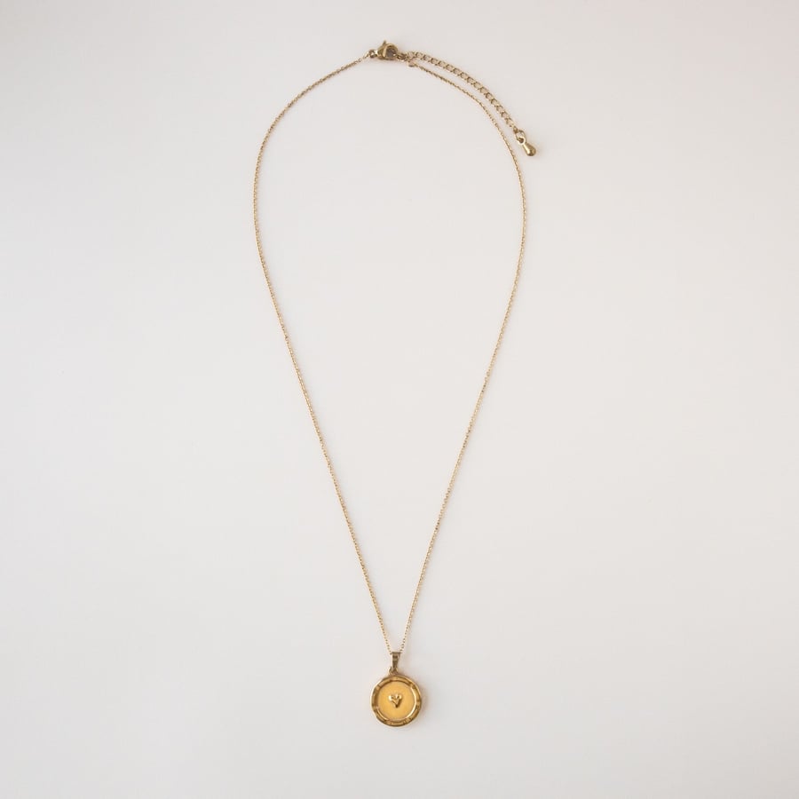 金アレ対応】ハートコインネックレスとチェーンネックレスの重ね