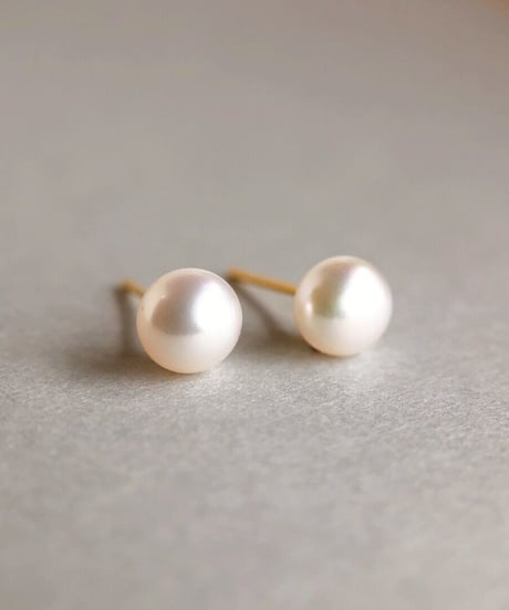 【金アレ対応】淡水パールの一粒ピアス(6mm)