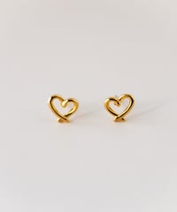【金アレ対応】ニュアンスハートピアス・イヤリング
