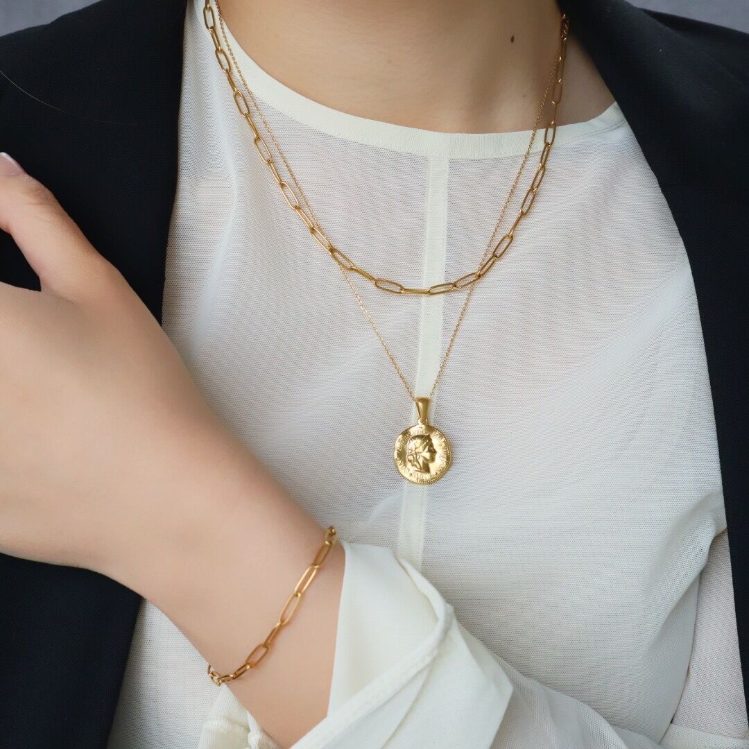 【金属アレルギー対応】シンプル コインネックレスとスクエアチェーンの重ね付けセット