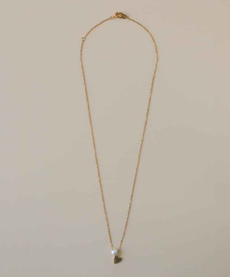 金アレ対応】AAA淡水パールハートチャームネックレス | mikka