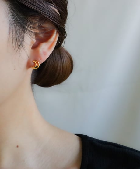 【金アレ対応】ムーンピアス・イヤリング