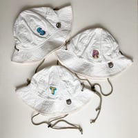 WHITE HAT / ホワイトハット <"S"/"R"/"T"刺繍>