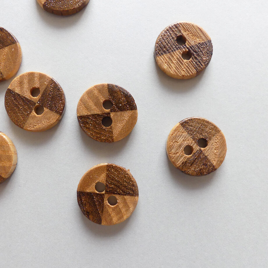 寄木ボタン ＜さんかく 三角 ＞ | GENERAL THINGS