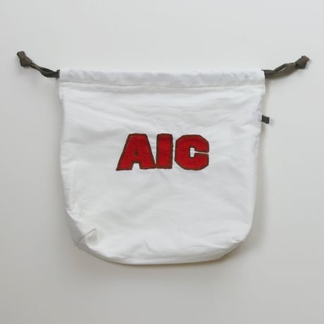 きんちゃく 中　"AIC" 愛知 刺繍
