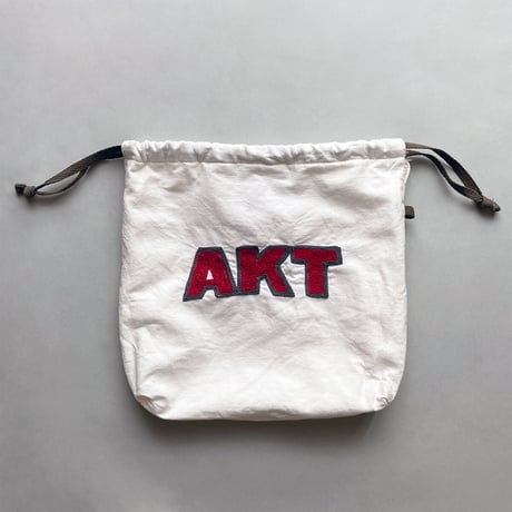 きんちゃく 中　"AKT" 秋田 刺繍