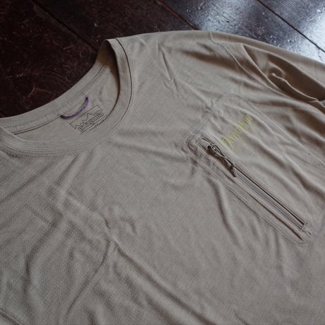 PATAGONIA  MEN'S L/S CAP COOL SUN SHIRT - WATER PEOPLE BANNER