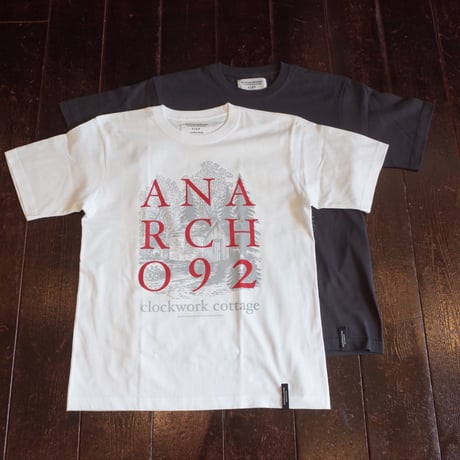 MOUNTAIN RESEARCH  Title Tee