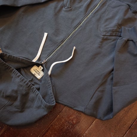 NIGEL CABOURN  THE ARMY GYM  "J-1 EMBROIDERED ARROW ZIP HOOD"