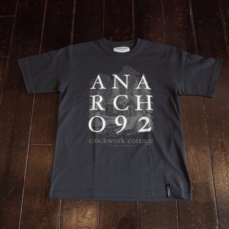 MOUNTAIN RESEARCH  Title Tee